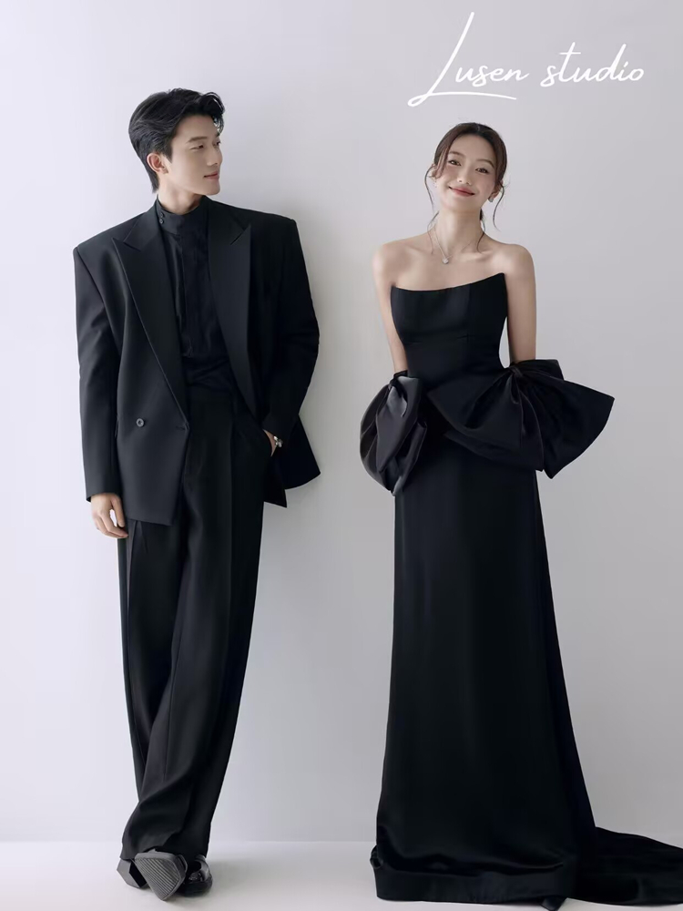 Minimalistische zwarte off-sho - Photography Wedding recensie en prijs